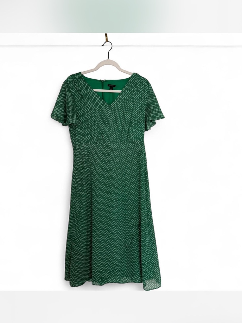 Women's Green V-Neck Floral Midi Dress